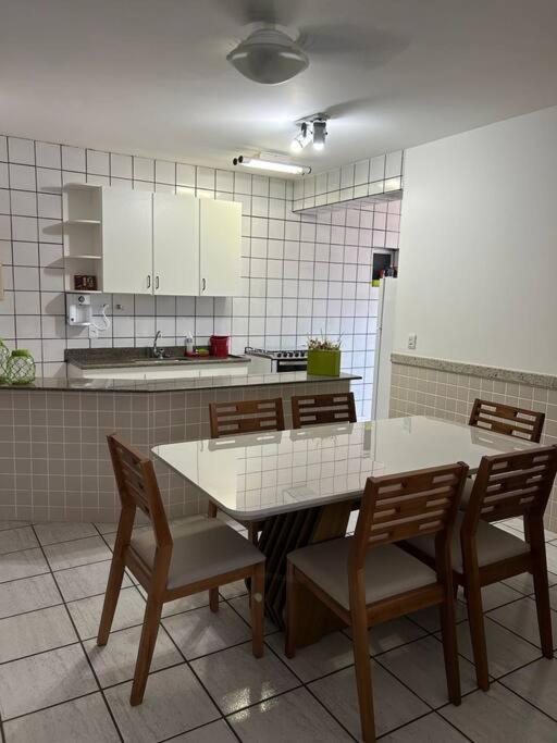 Apartamento De 3 Quartos Na Praia Da Fonte Гуарапарі Екстер'єр фото