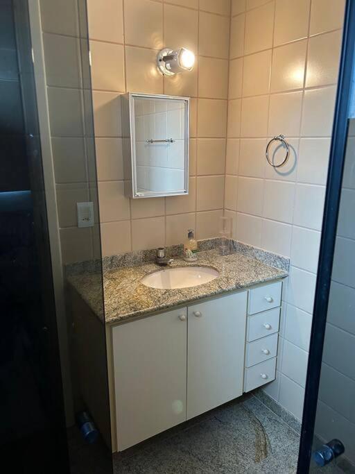 Apartamento De 3 Quartos Na Praia Da Fonte Гуарапарі Екстер'єр фото